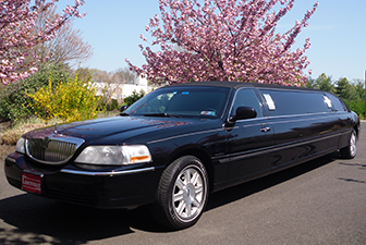 Black Lincoln Stretch Sedan Limousine Black Lincoln Stretch Sedan Limousine
