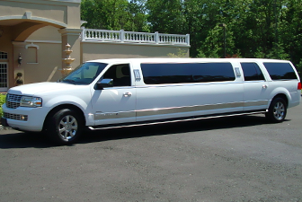 White Lincoln Navigator Super Stretch Limousine White Lincoln Navigator Super Stretch Limo